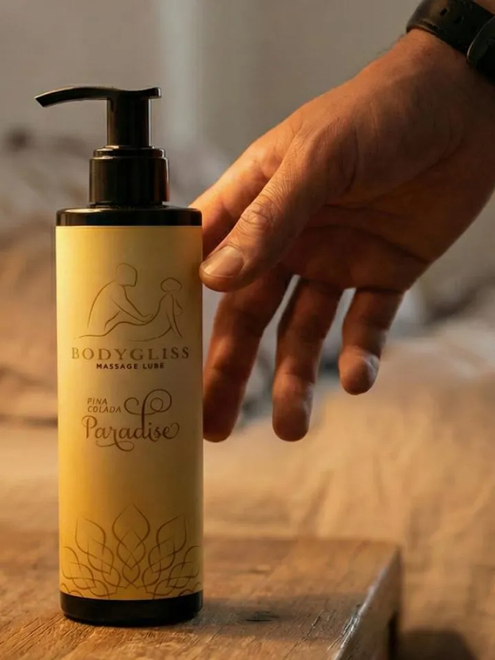 Massage Oil & Lubricant Pina Colada Paradise 150 ml - Massageolja 0
